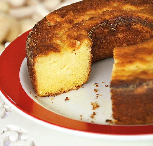 Bolo de Fubá: Receita, Como Fazer e Ingredientes