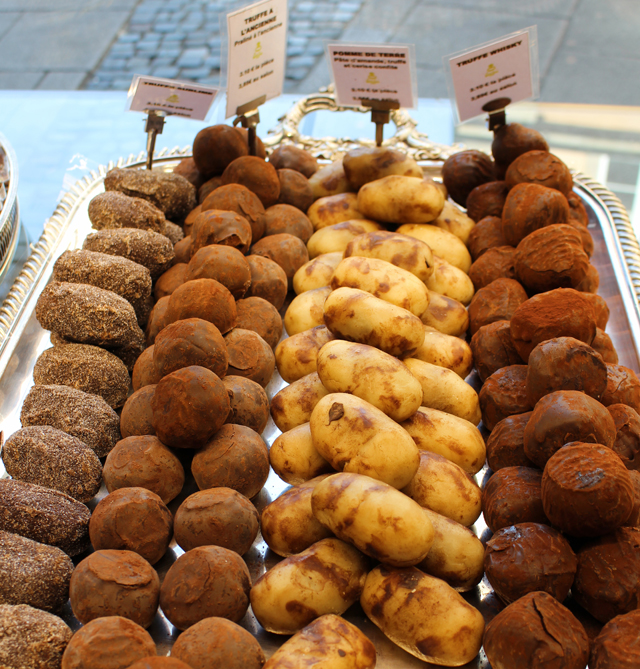 Trufas em formato de batatas da Pâtisserie Christian, em Estrasburgo 