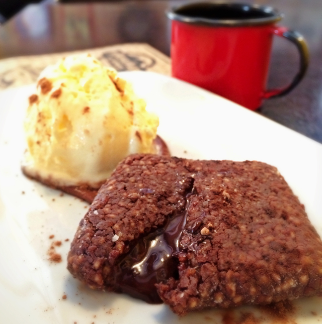 Terceira edição da Coffee Week: de 15 a 30 de agosto. Aqui, Almofadinha de Brigadeiro com café coado do Aconchego Carioca