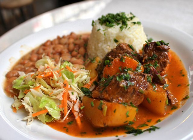 Carne de panela do Clementina Forno & Fogão: uma das sugestões de P.F.