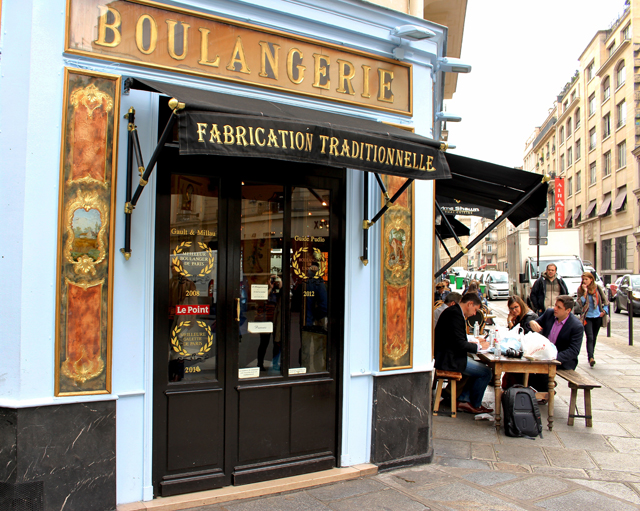 Fachada da Du Pain et Des Idées