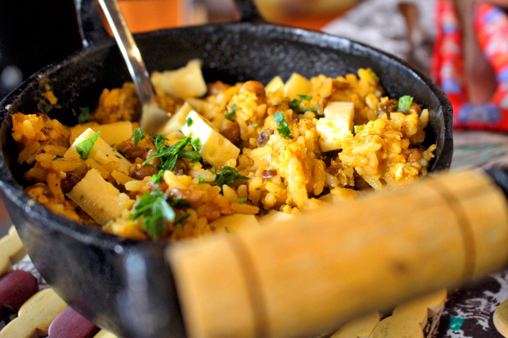 Arroz dos Pampas leva fatias finas de contra filé, manteiga, feijão andu, ovos e cubinhos de queijo (R$ 43,50) 