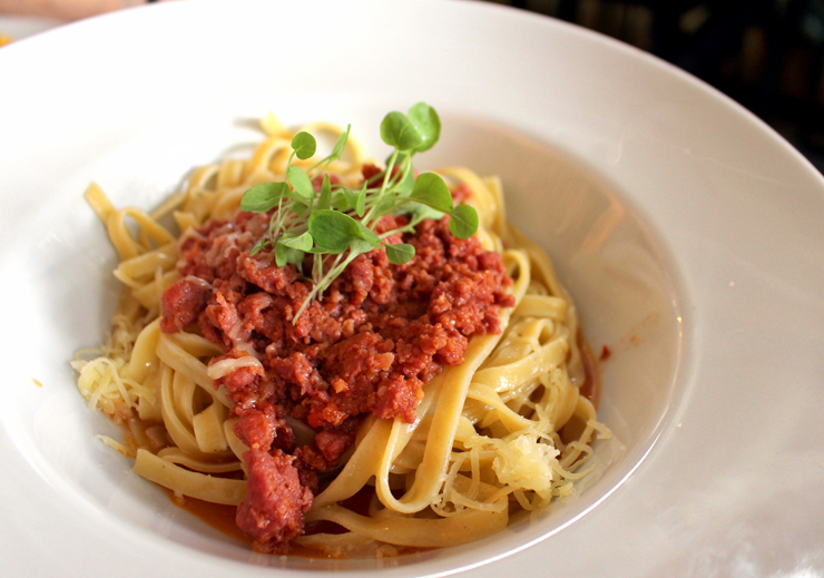 Tagliatelle com linguiça de javali (R$ 55): insosso